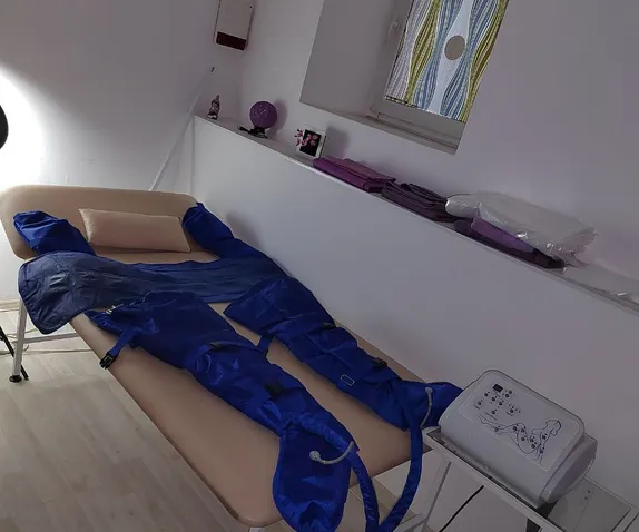 mainSlide